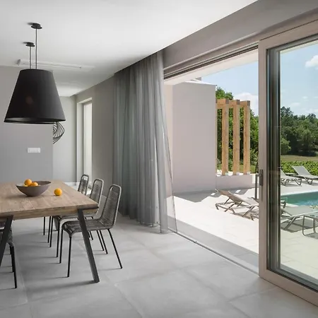 D Villa *
